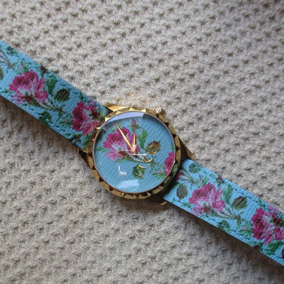 GUCCI G-Timeless Aqua Floral Print Women's Watch, YA1264085, Made in Switzerland - Picture 3 of 8